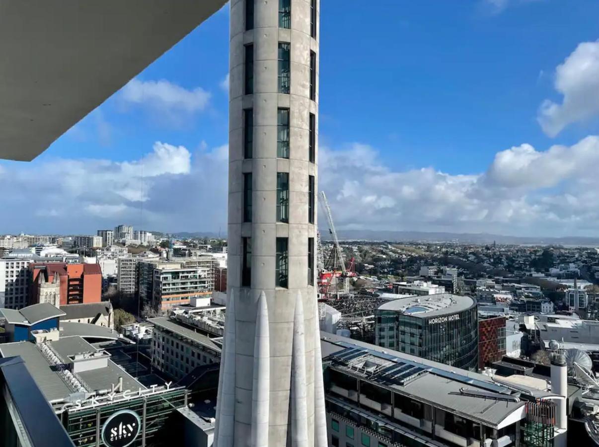 Skytower View And Seaview 2 Bedroom Apartment 奥克兰 外观 照片
