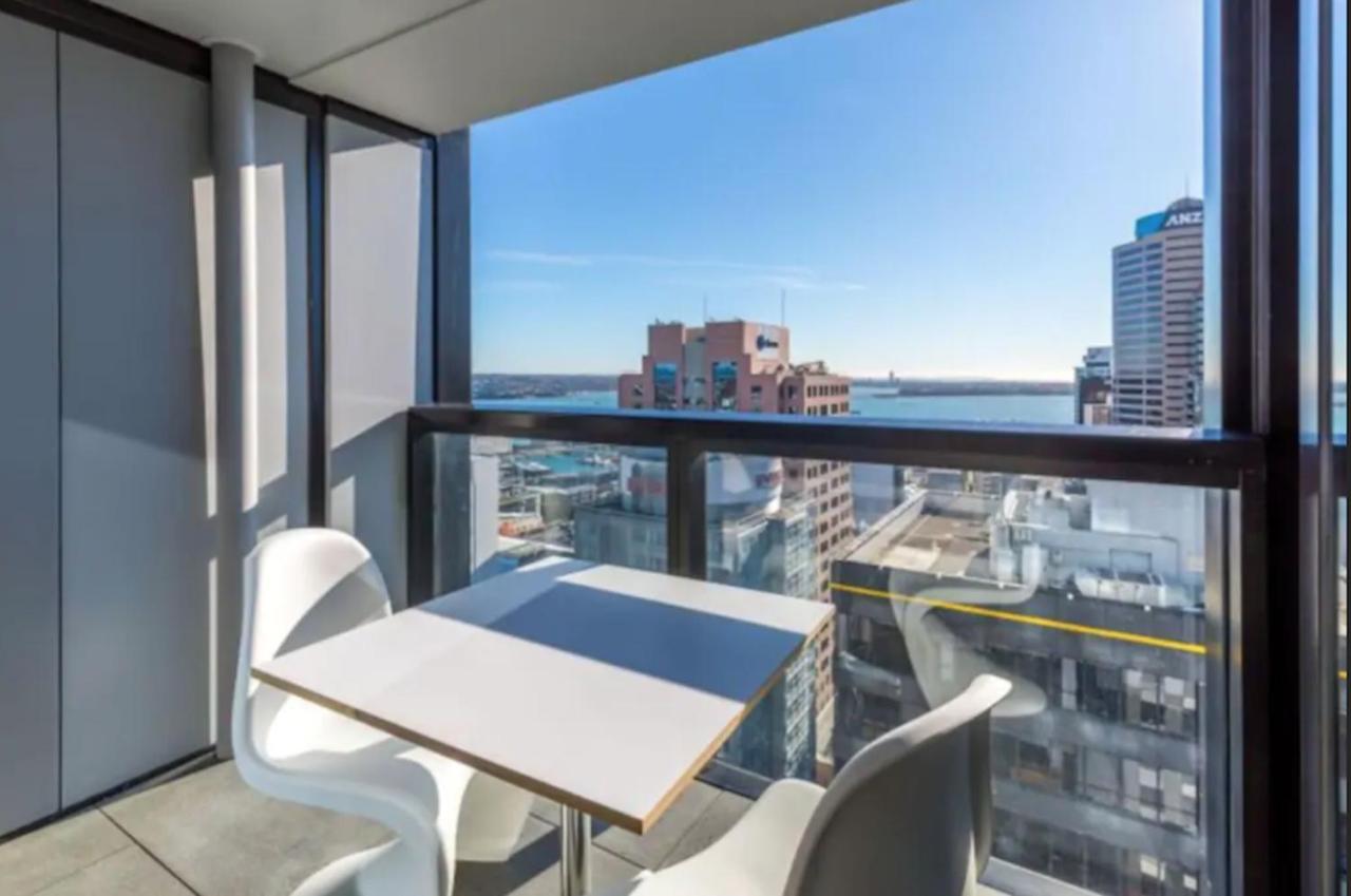Skytower View And Seaview 2 Bedroom Apartment 奥克兰 外观 照片